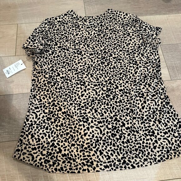 NINE WEST WOMENS LEOPARD SHORT SLEEVE BLOUSE NEW XL V NECK - Picture 1 of 6